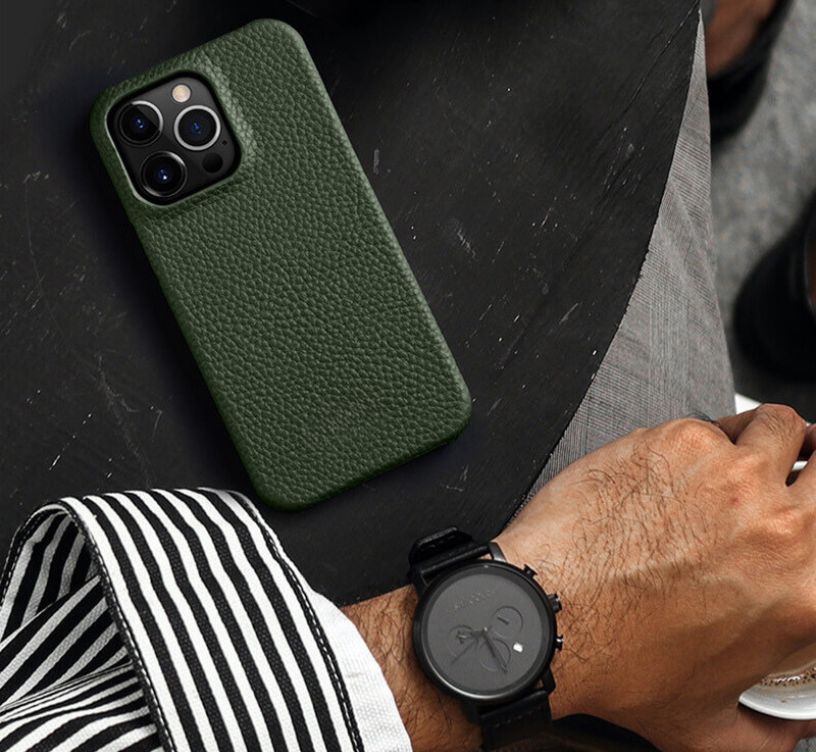 The Fusion of Style and Durability in Leather Phone Cases